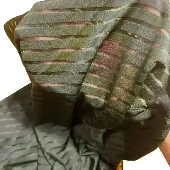 NWT Tail Women's AMADEA Short Sleeve Crew Neck Top Size XXL 2XL Mesh Active - Picture 9 of 9